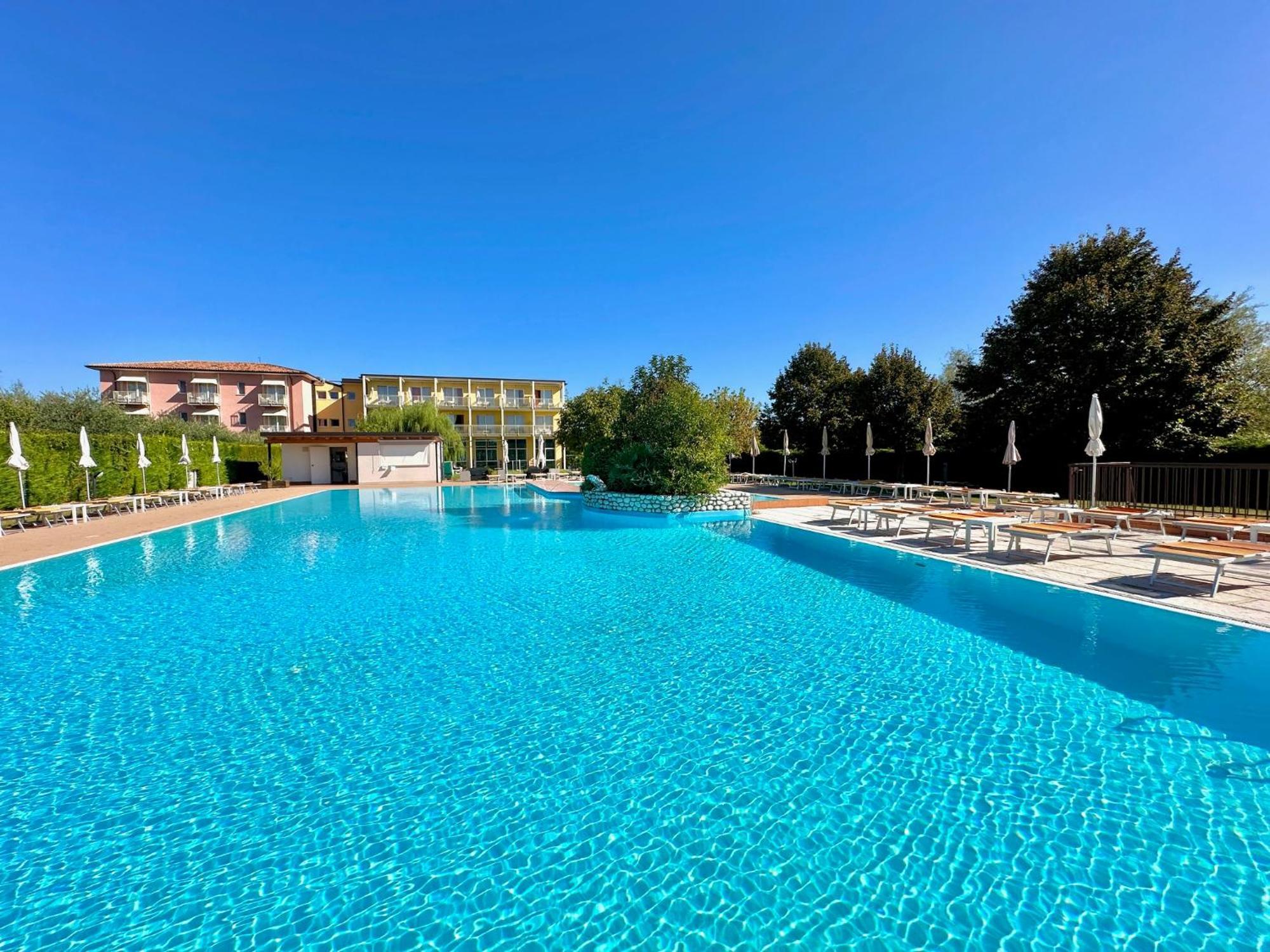 Hotel Bella Lazise Esterno foto