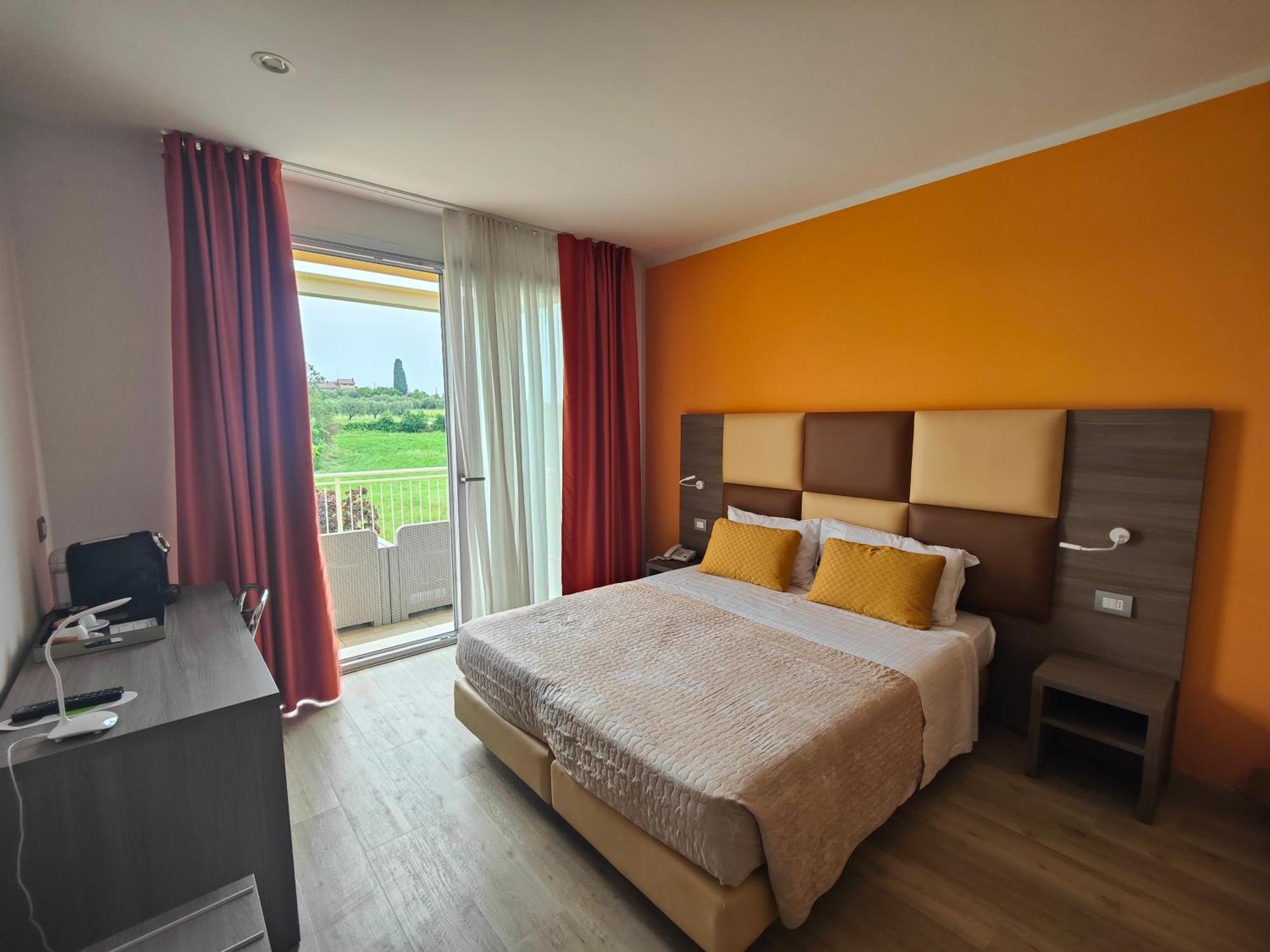 Hotel Bella Lazise Esterno foto